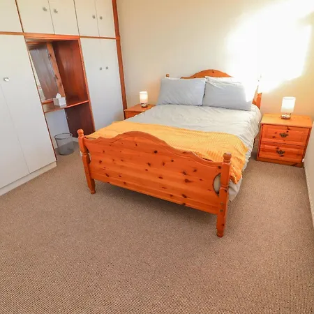 Mullagh Road 度假居 *